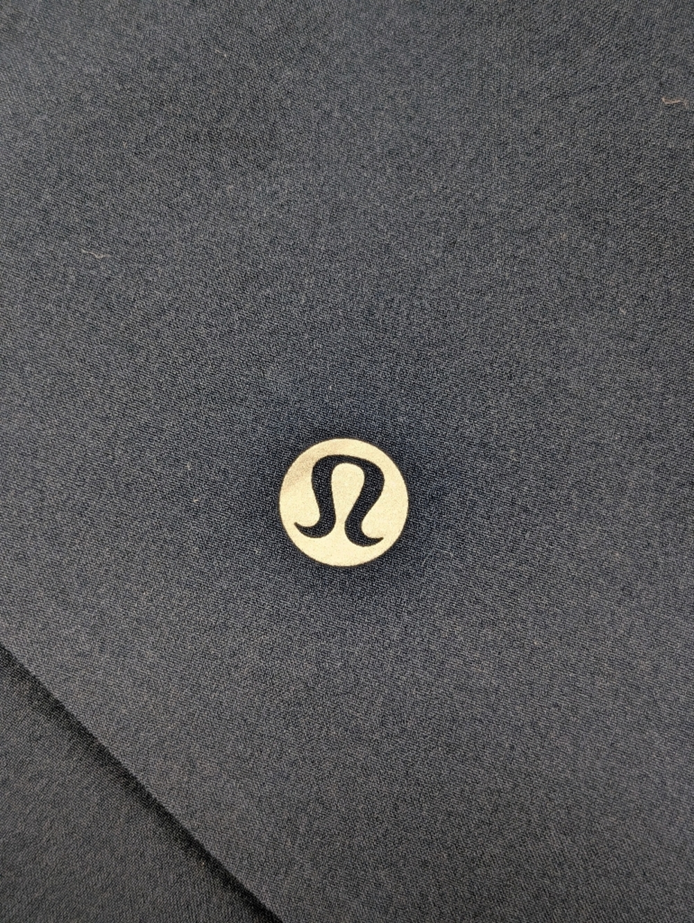 Lululemon Shake It Out High-Rise Run Short 2.5” Navy XL - Picture 9 of 14